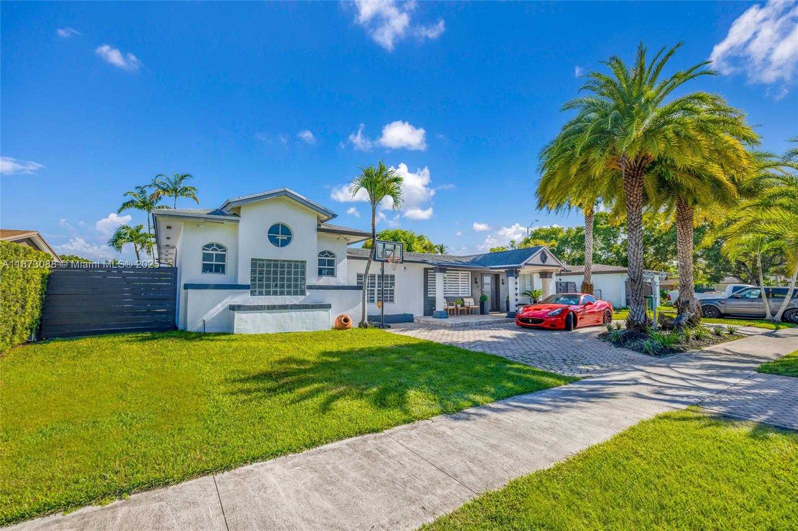 Small Image of 13215 SOUTH WEST 53RD ST, Miami Number 1