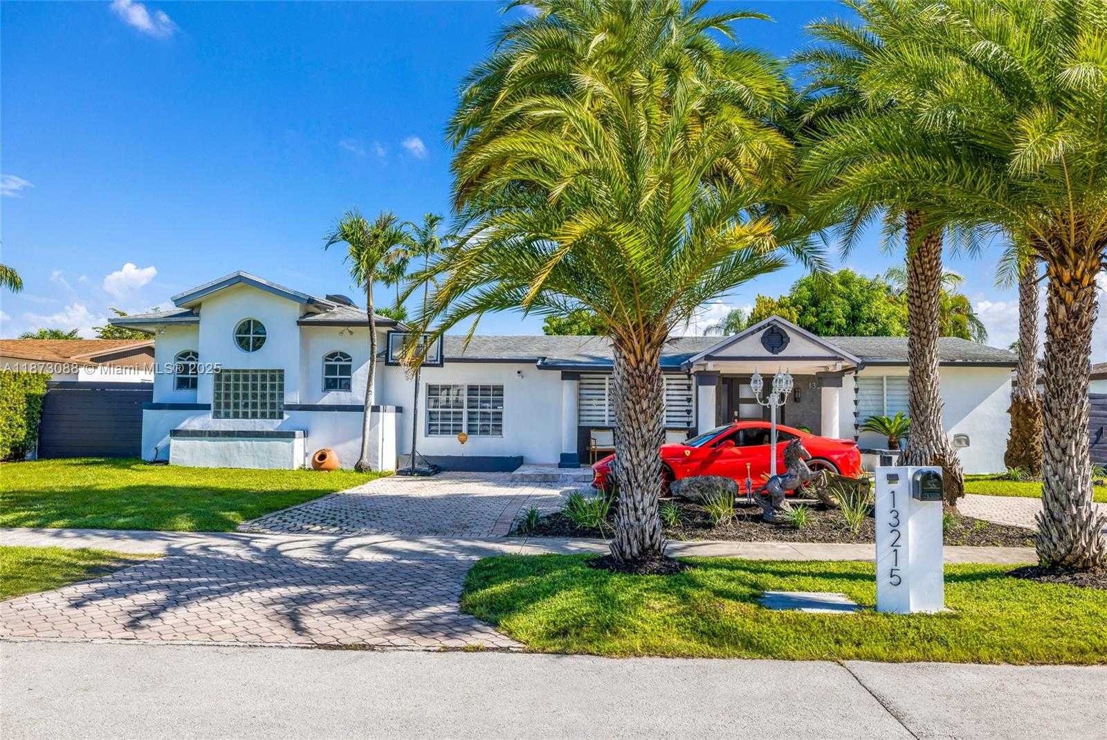 Small Image of 13215 SOUTH WEST 53RD ST, Miami Number 3