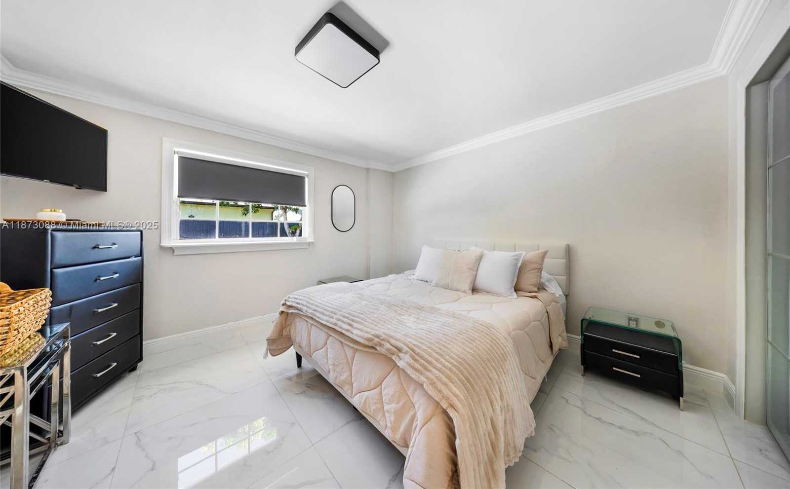 Small Image of 13215 SOUTH WEST 53RD ST, Miami Number 37