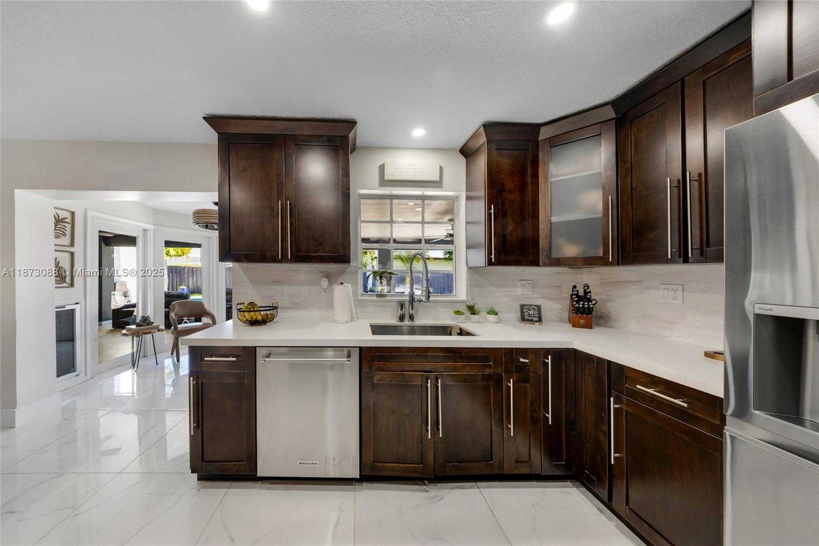 Small Image of 13215 SOUTH WEST 53RD ST, Miami Number 8