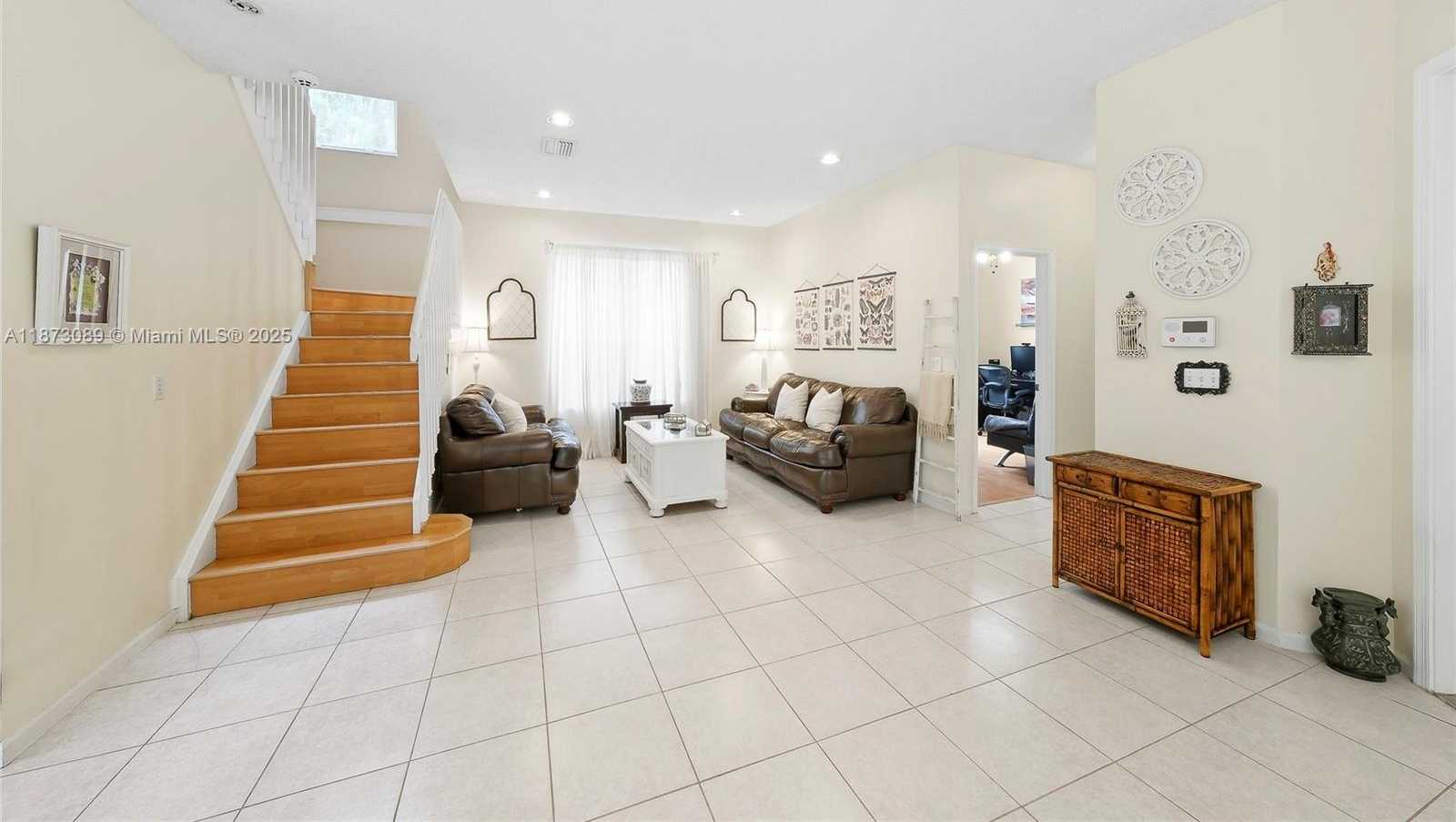 Small Image of 15025 SOUTH WEST 19TH CT, Miramar Number 12