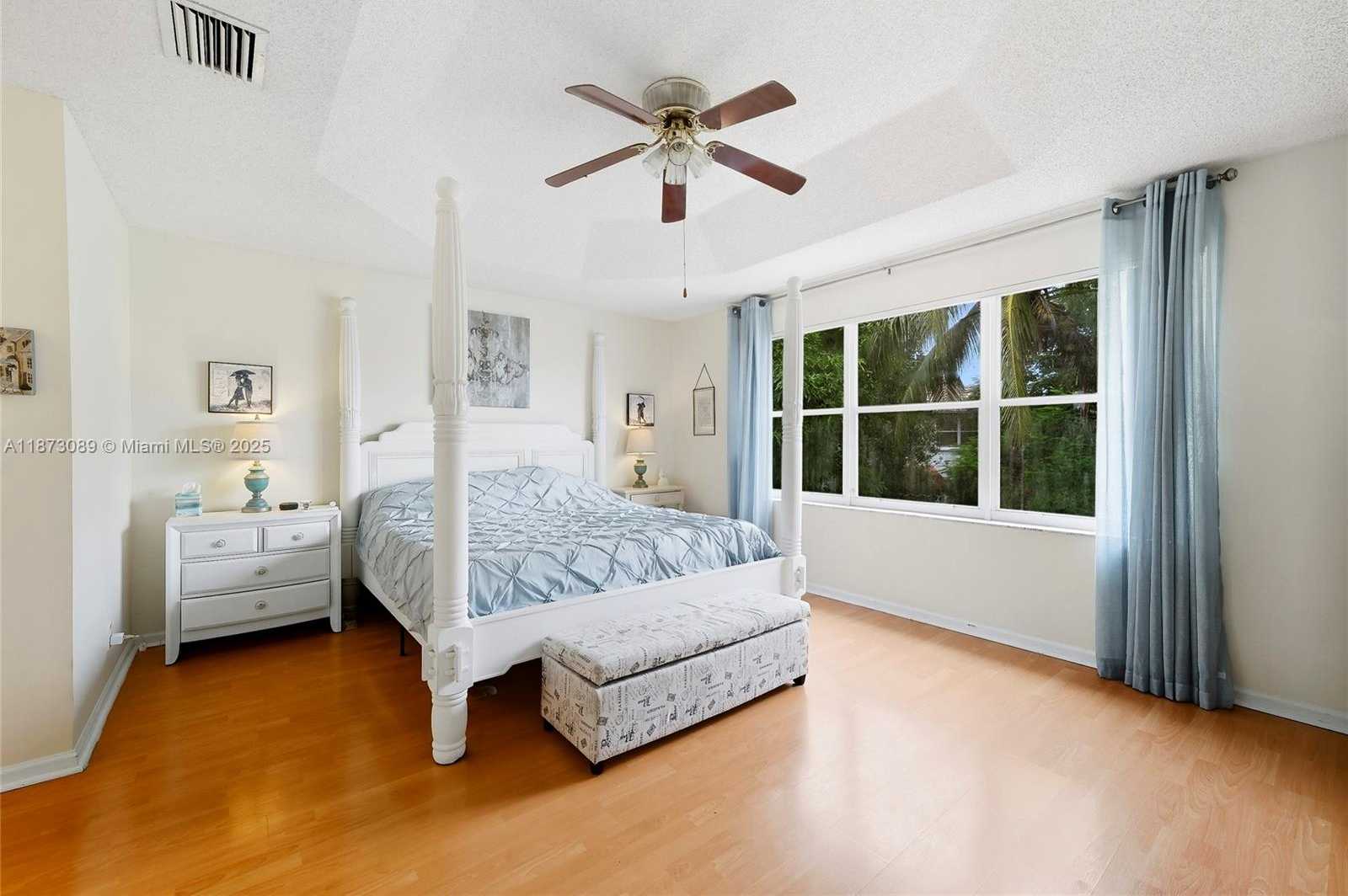 Small Image of 15025 SOUTH WEST 19TH CT, Miramar Number 13