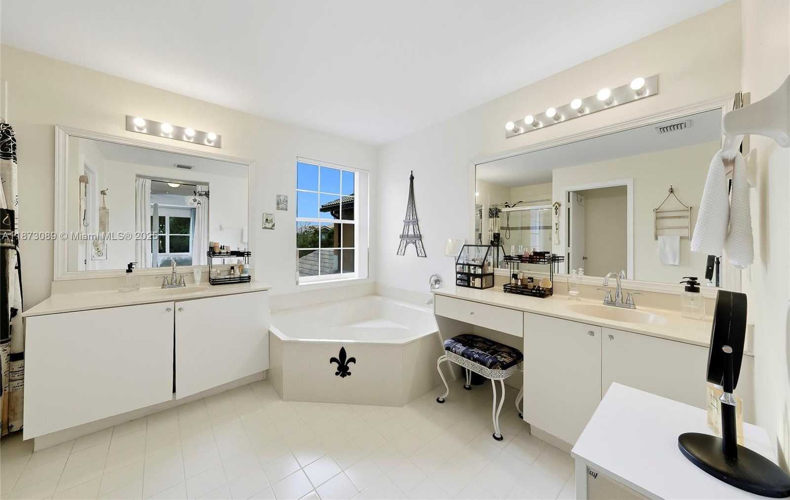 Small Image of 15025 SOUTH WEST 19TH CT, Miramar Number 15