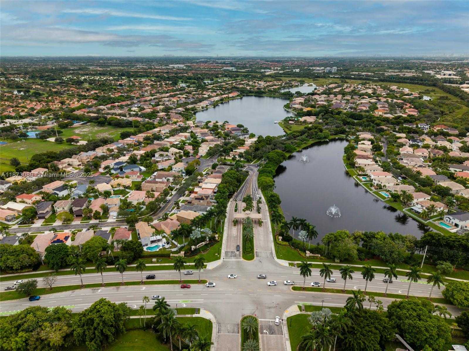 Small Image of 15025 SOUTH WEST 19TH CT, Miramar Number 26