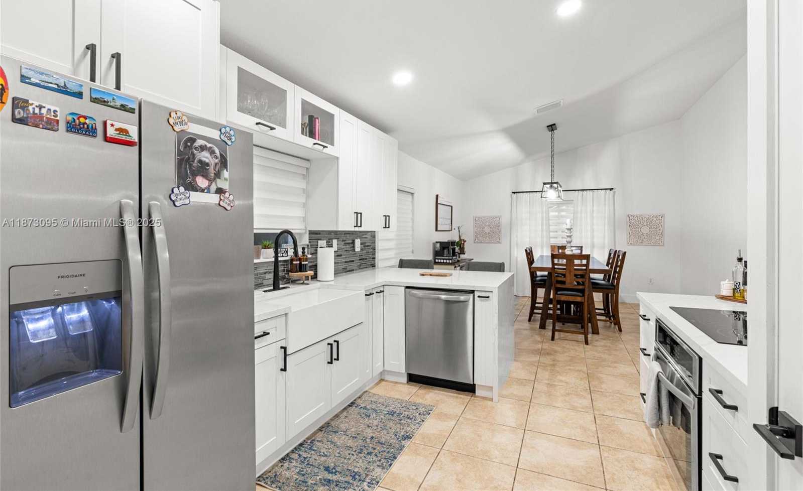 Small Image of 9261 SOUTH WEST 208TH TER, Cutler Bay Number 15