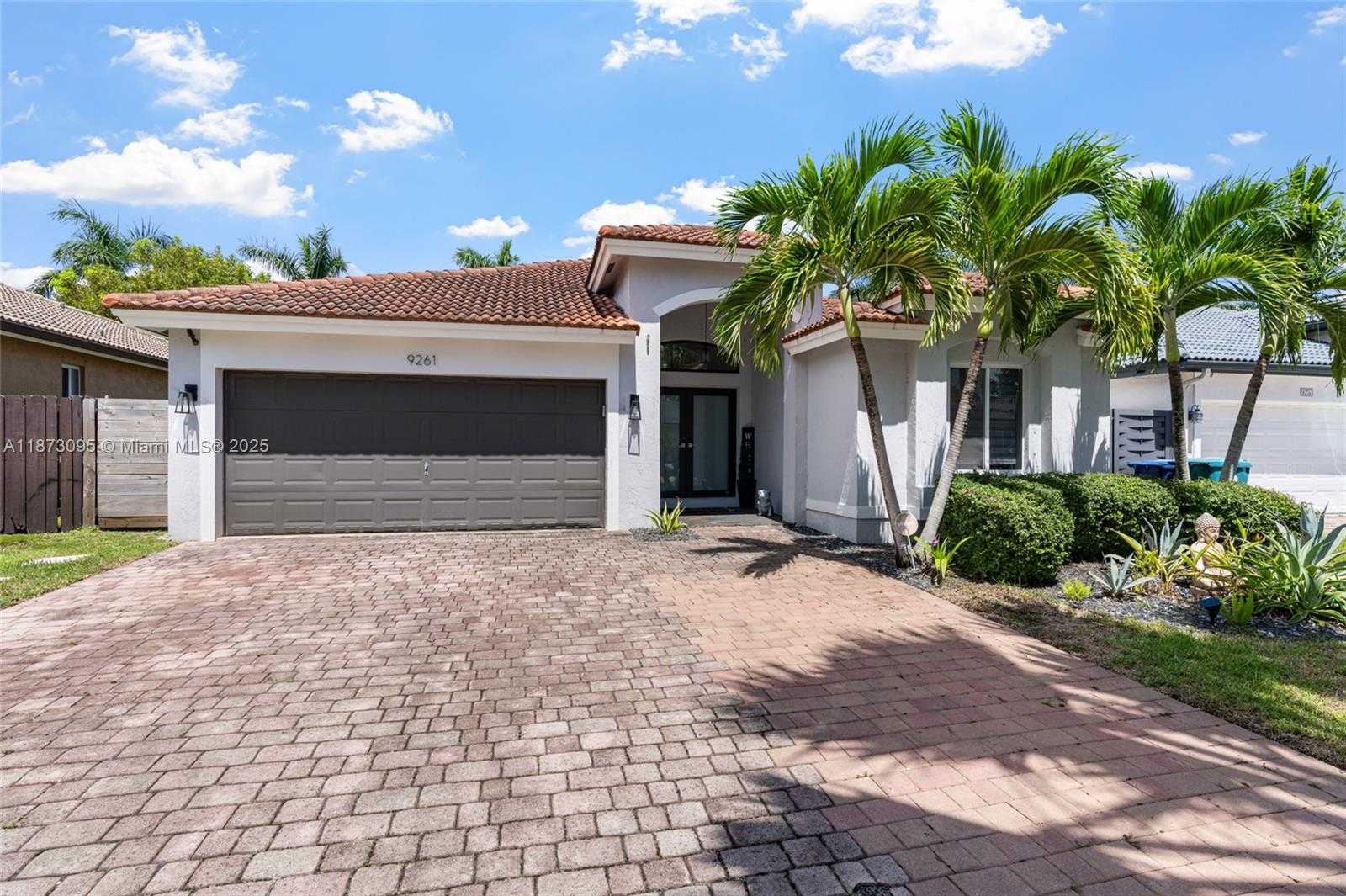 Small Image of 9261 SOUTH WEST 208TH TER, Cutler Bay Number 2