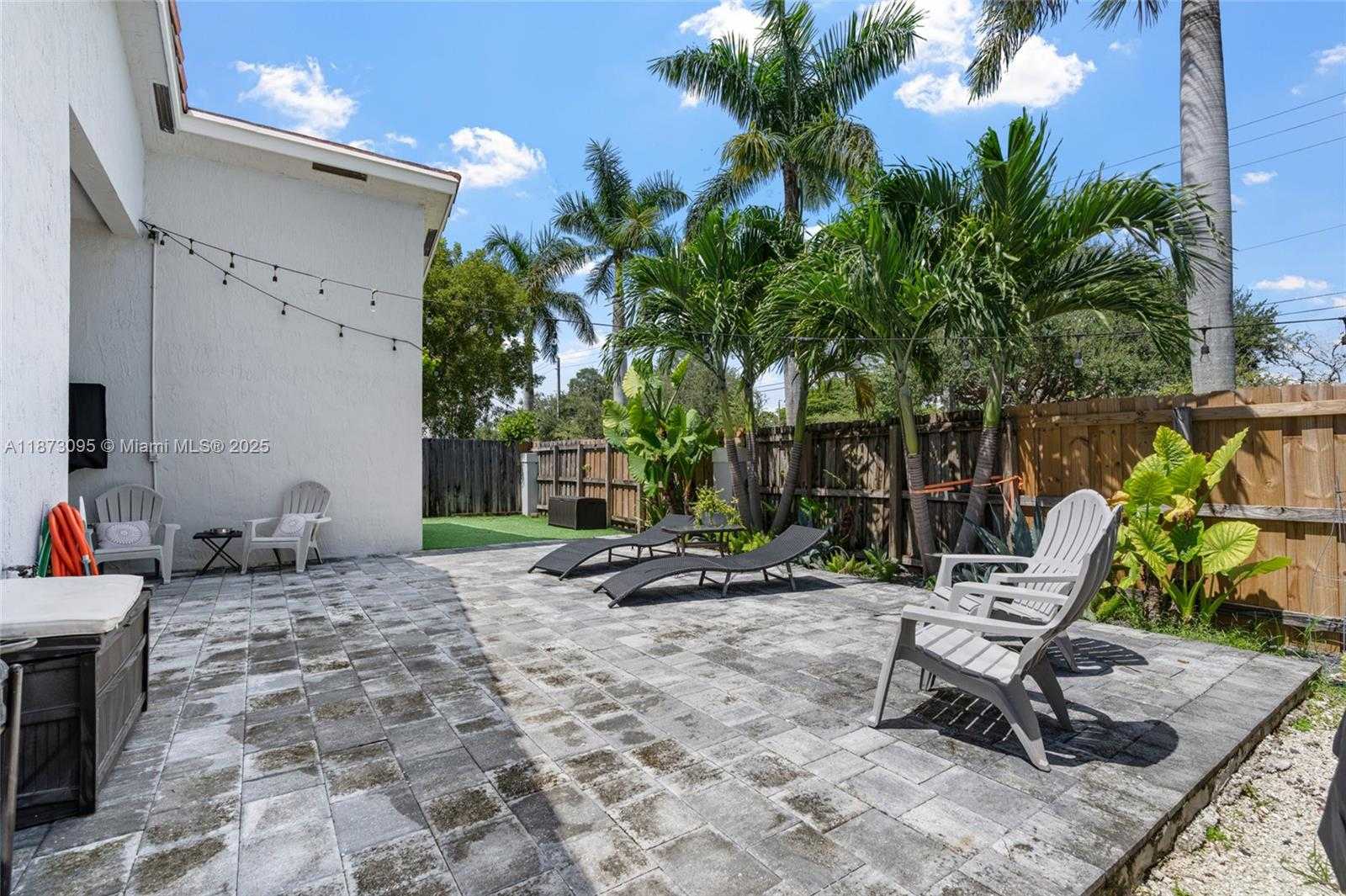 Small Image of 9261 SOUTH WEST 208TH TER, Cutler Bay Number 29