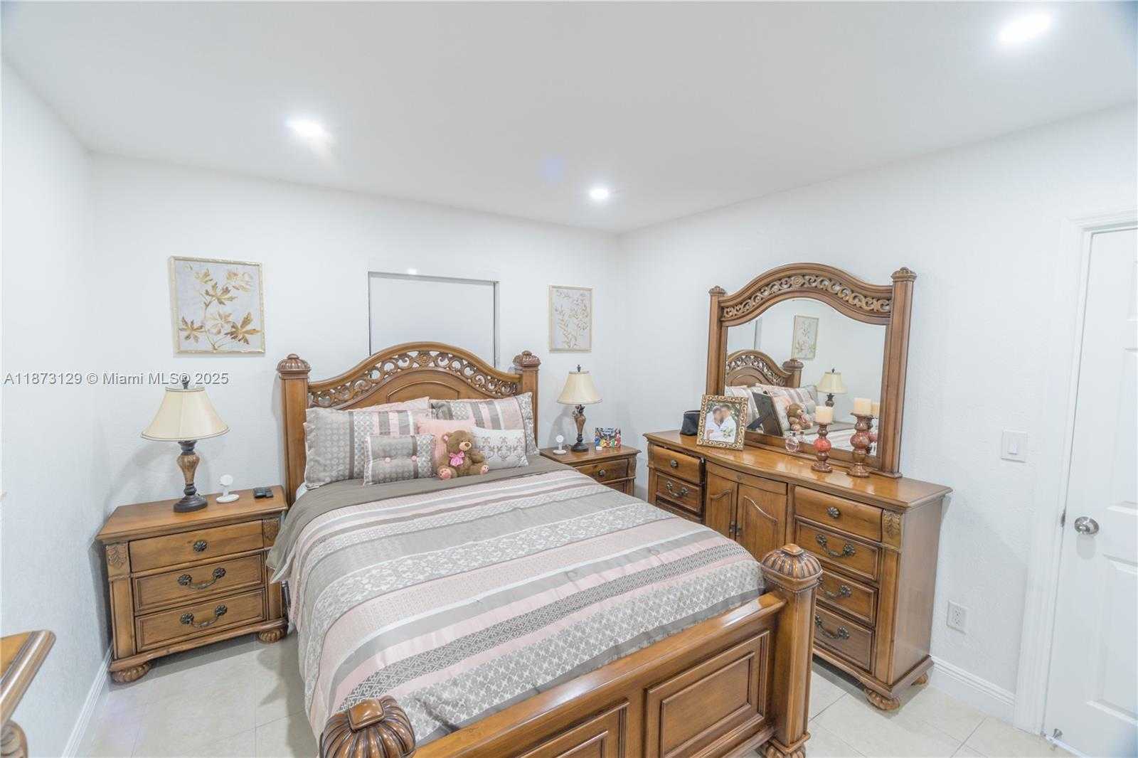 Small Image of 3291 NORTH WEST 171ST TER, Miami Gardens Number 19