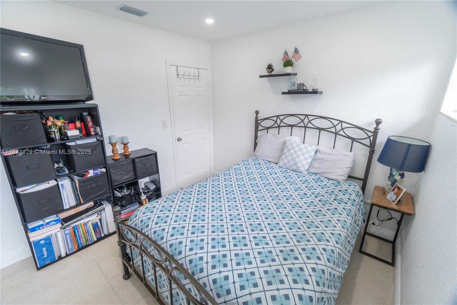 Small Image of 3291 NORTH WEST 171ST TER, Miami Gardens Number 21