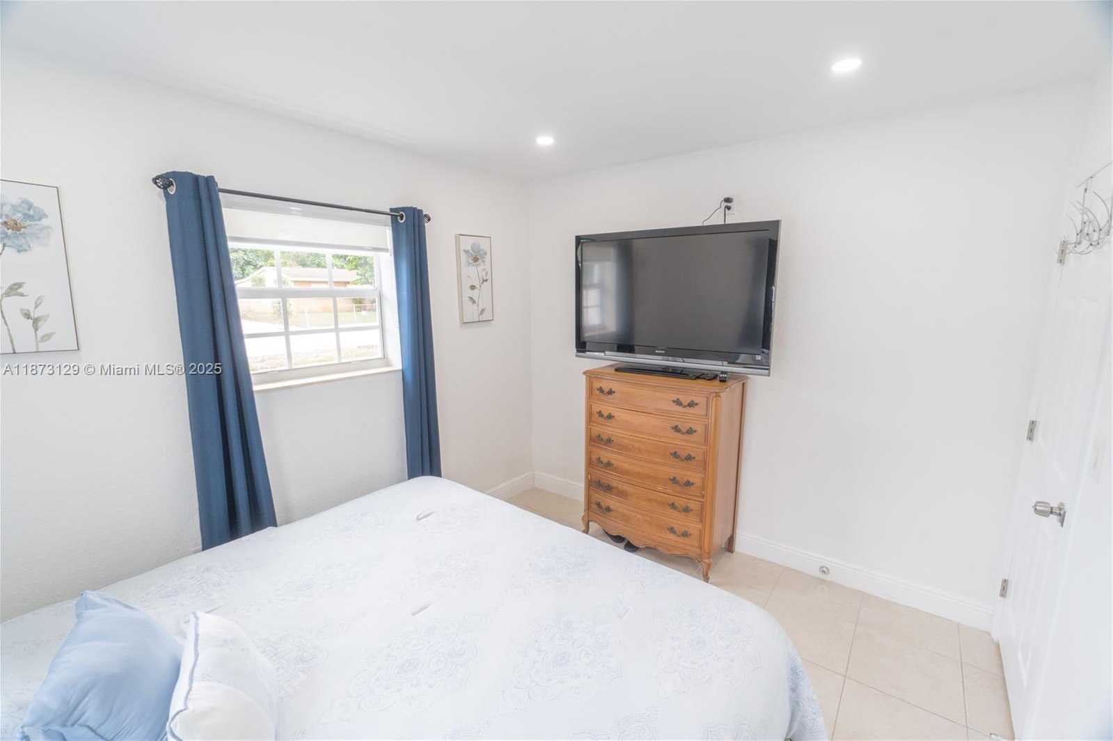 Small Image of 3291 NORTH WEST 171ST TER, Miami Gardens Number 28