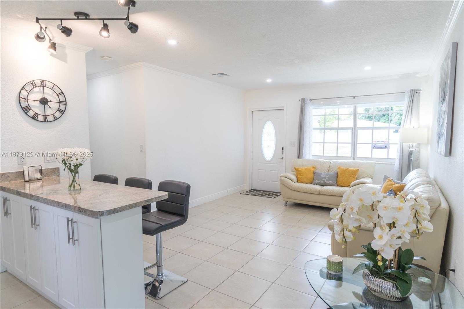 Small Image of 3291 NORTH WEST 171ST TER, Miami Gardens Number 3