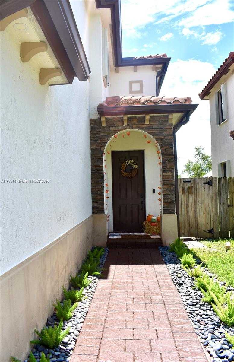 Small Image of 3372 SOUTH EAST 7TH CT, Homestead Number 2