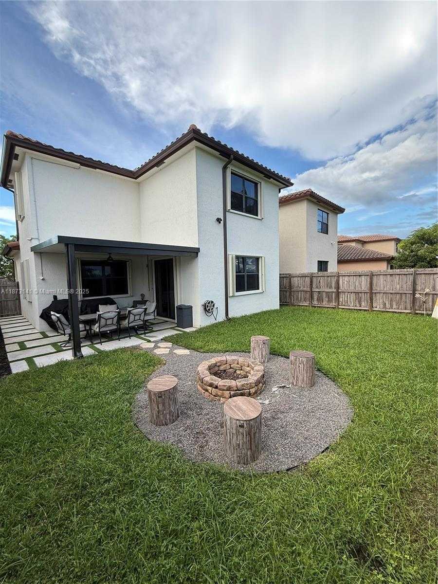 Small Image of 3372 SOUTH EAST 7TH CT, Homestead Number 25