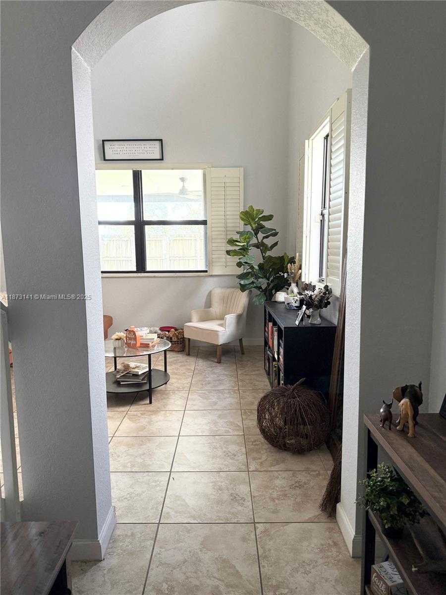 Small Image of 3372 SOUTH EAST 7TH CT, Homestead Number 3
