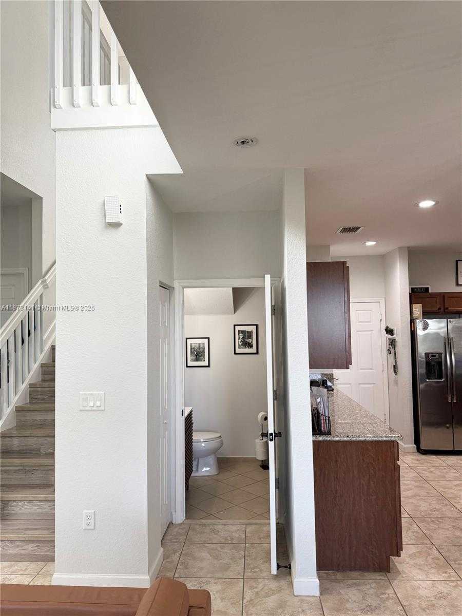 Small Image of 3372 SOUTH EAST 7TH CT, Homestead Number 5