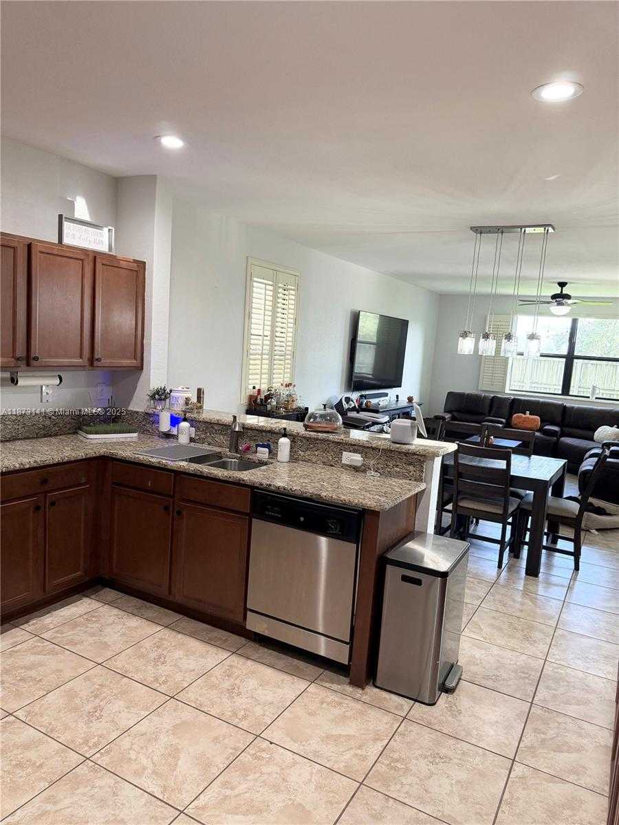 Small Image of 3372 SOUTH EAST 7TH CT, Homestead Number 9