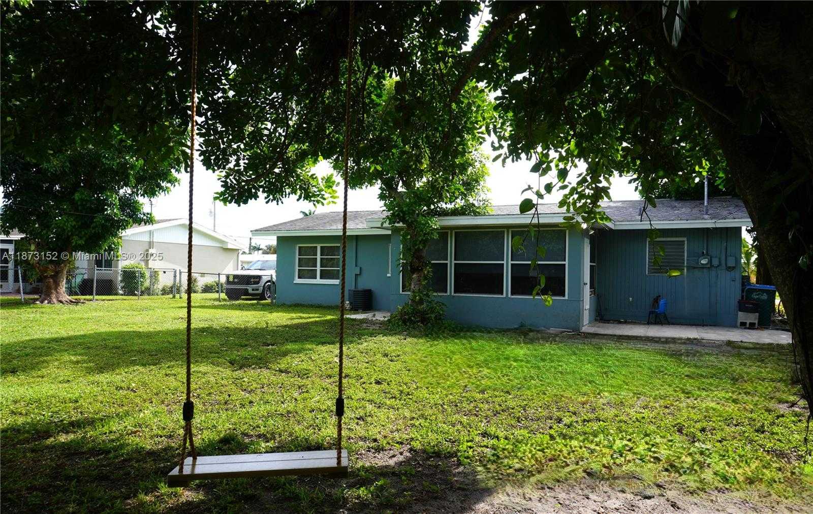 Small Image of 5211 TOWER DRIVE, Cape Coral Number 23