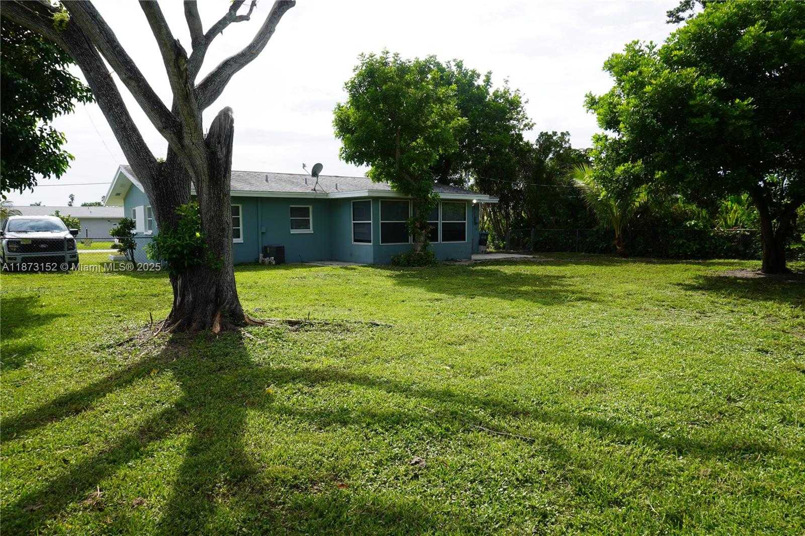 Small Image of 5211 TOWER DRIVE, Cape Coral Number 25