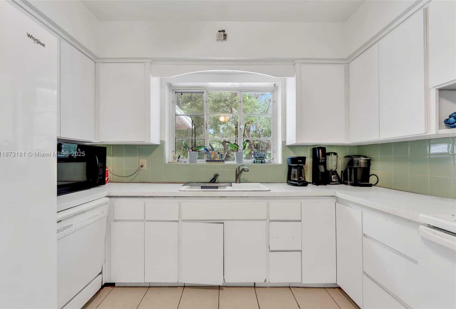 Small Image of 990 NORTH EAST 94TH ST, Miami Shores Number 13