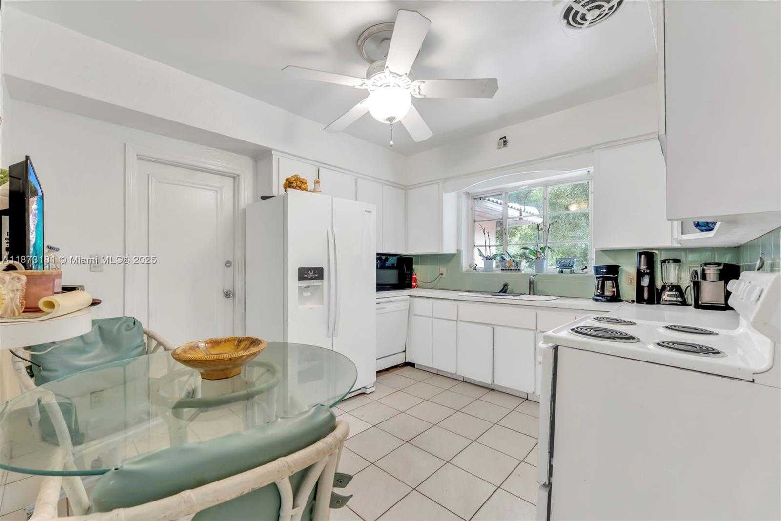 Small Image of 990 NORTH EAST 94TH ST, Miami Shores Number 16