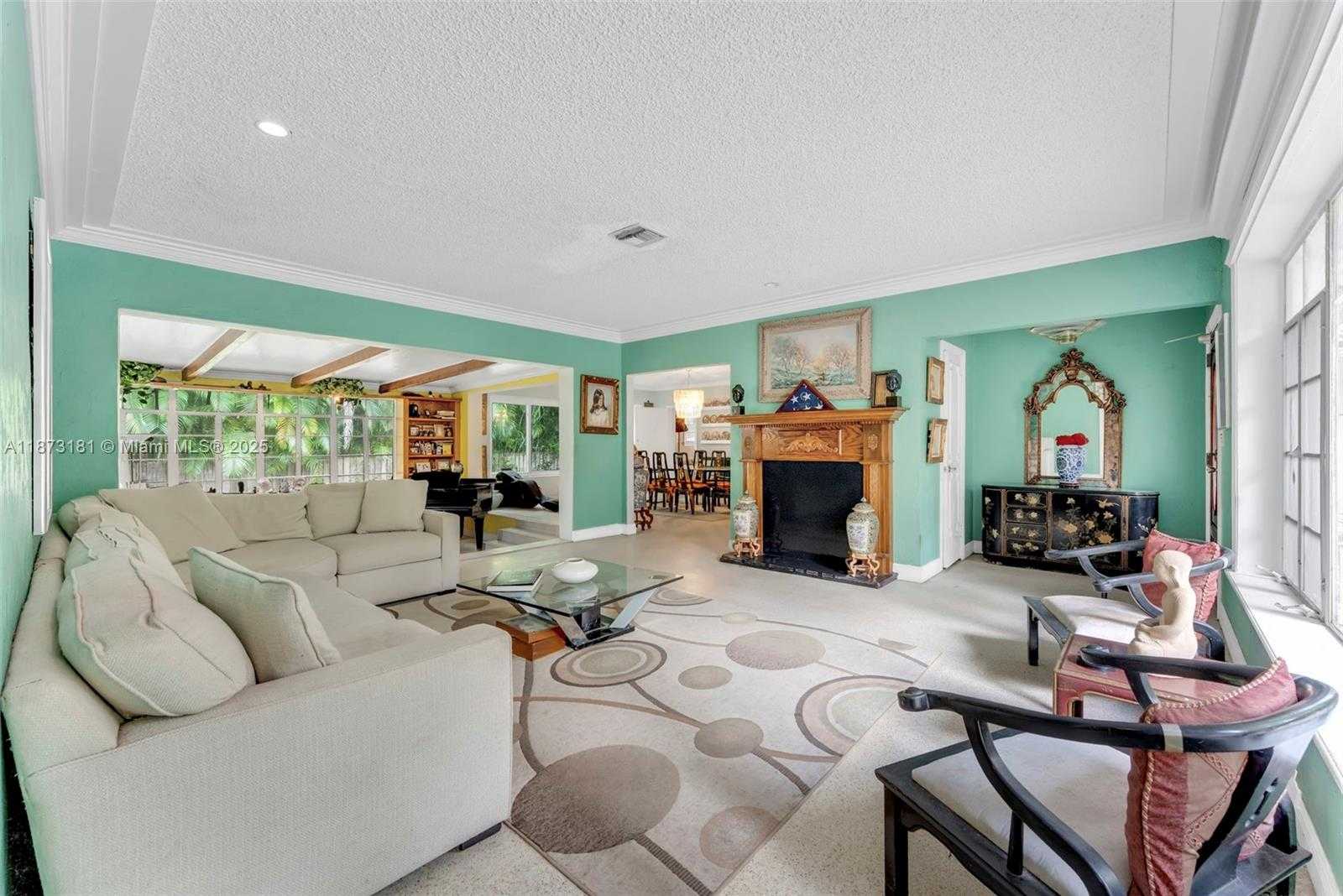 Small Image of 990 NORTH EAST 94TH ST, Miami Shores Number 4