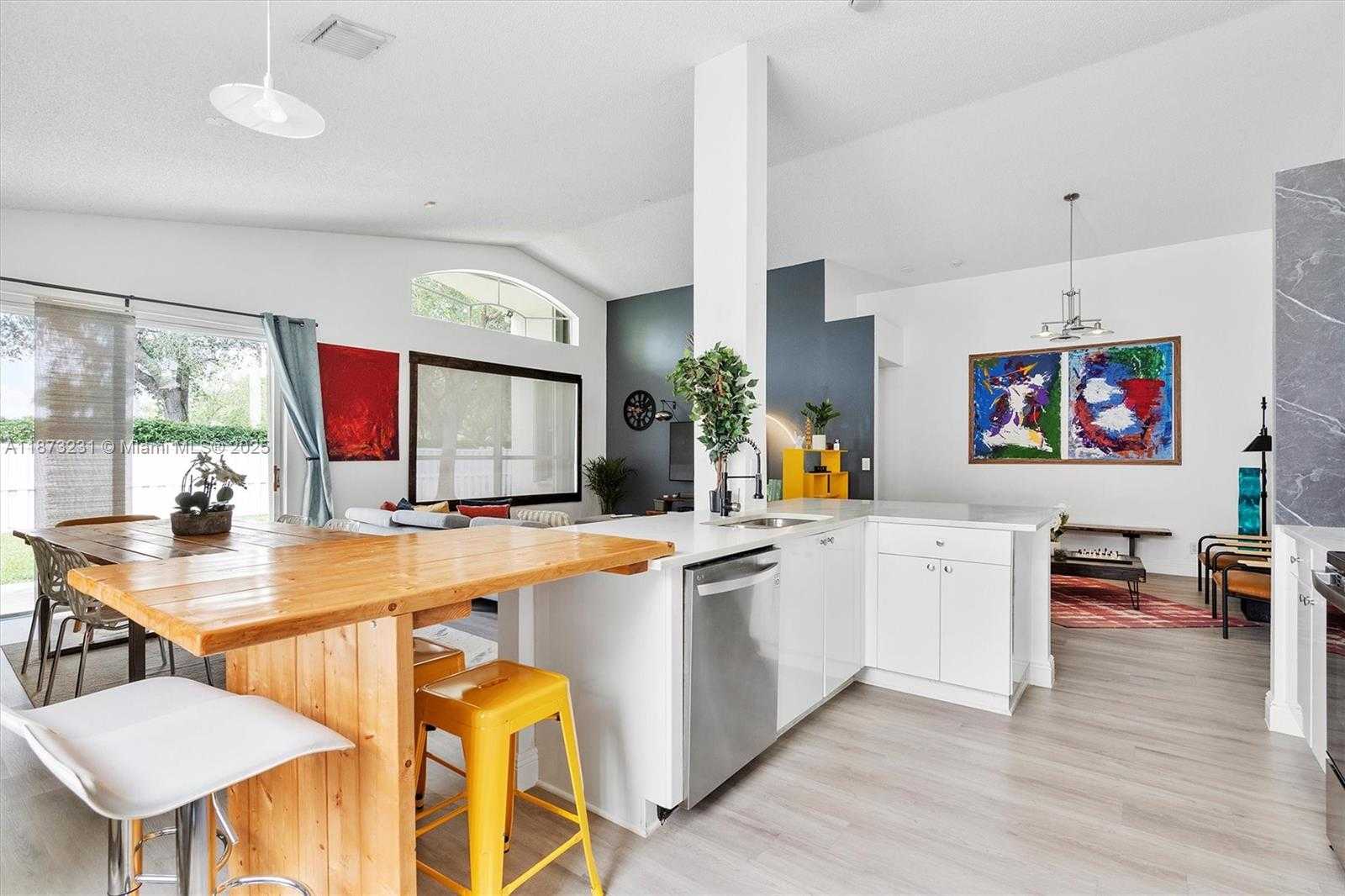 Small Image of 1572 NORTH WEST 135TH AVE, Pembroke Pines Number 23