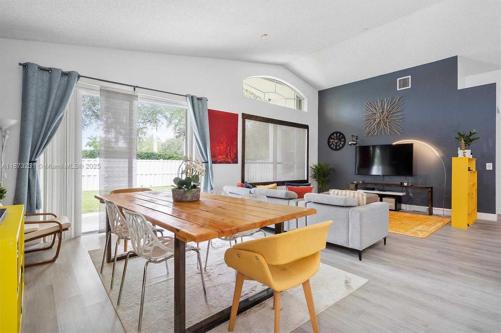 Small Image of 1572 NORTH WEST 135TH AVE, Pembroke Pines Number 25