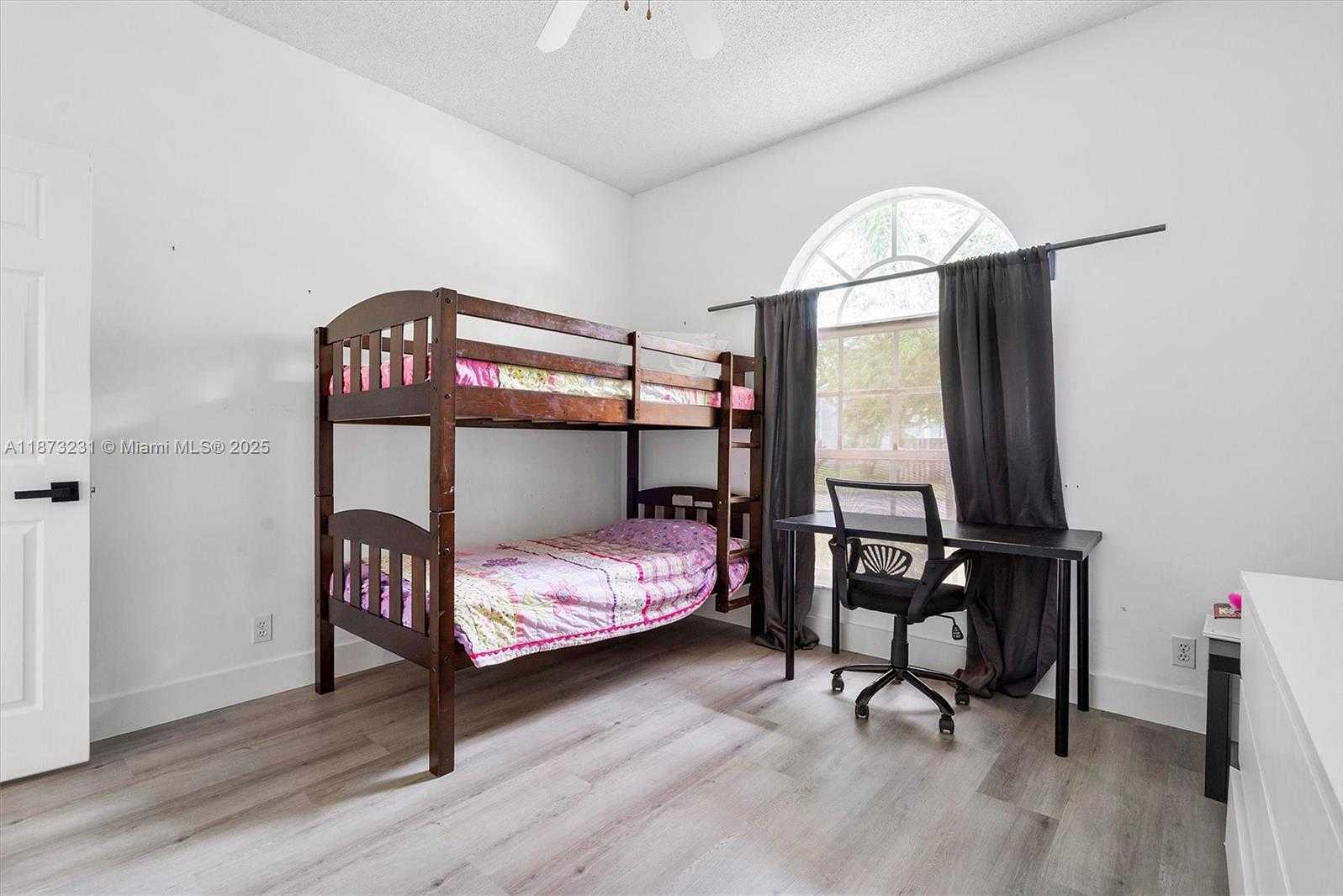 Small Image of 1572 NORTH WEST 135TH AVE, Pembroke Pines Number 29