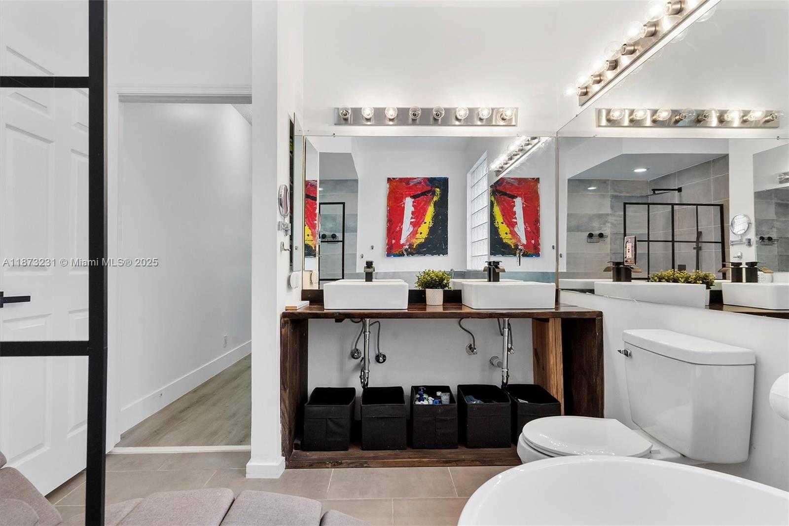 Small Image of 1572 NORTH WEST 135TH AVE, Pembroke Pines Number 35