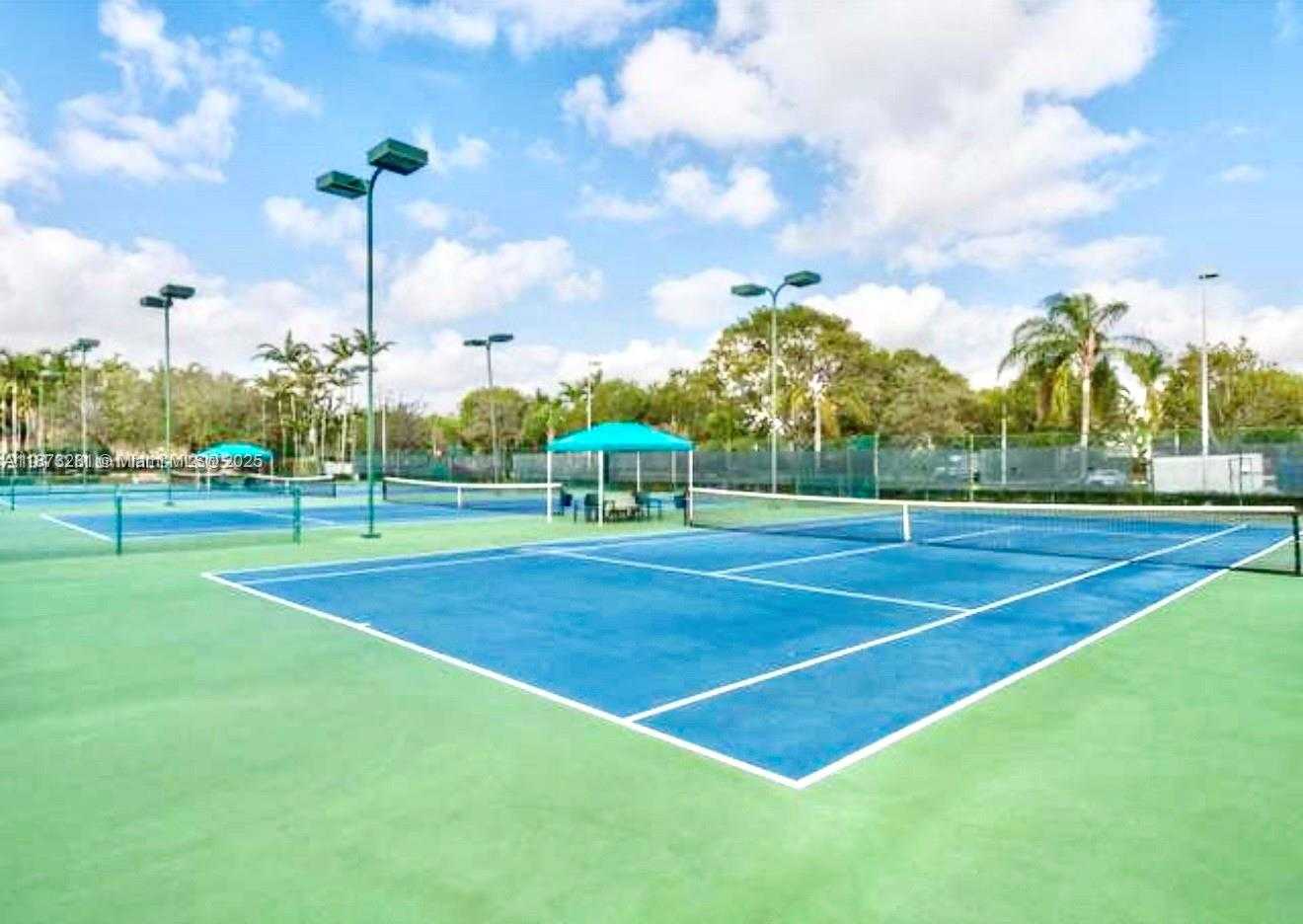 Small Image of 1572 NORTH WEST 135TH AVE, Pembroke Pines Number 47