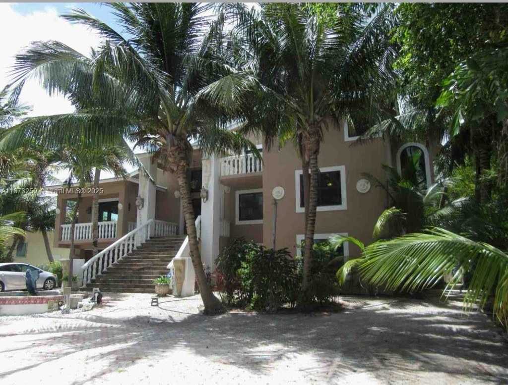 Small Image of 65890 OVERSEAS HWY, Long Key Number 2