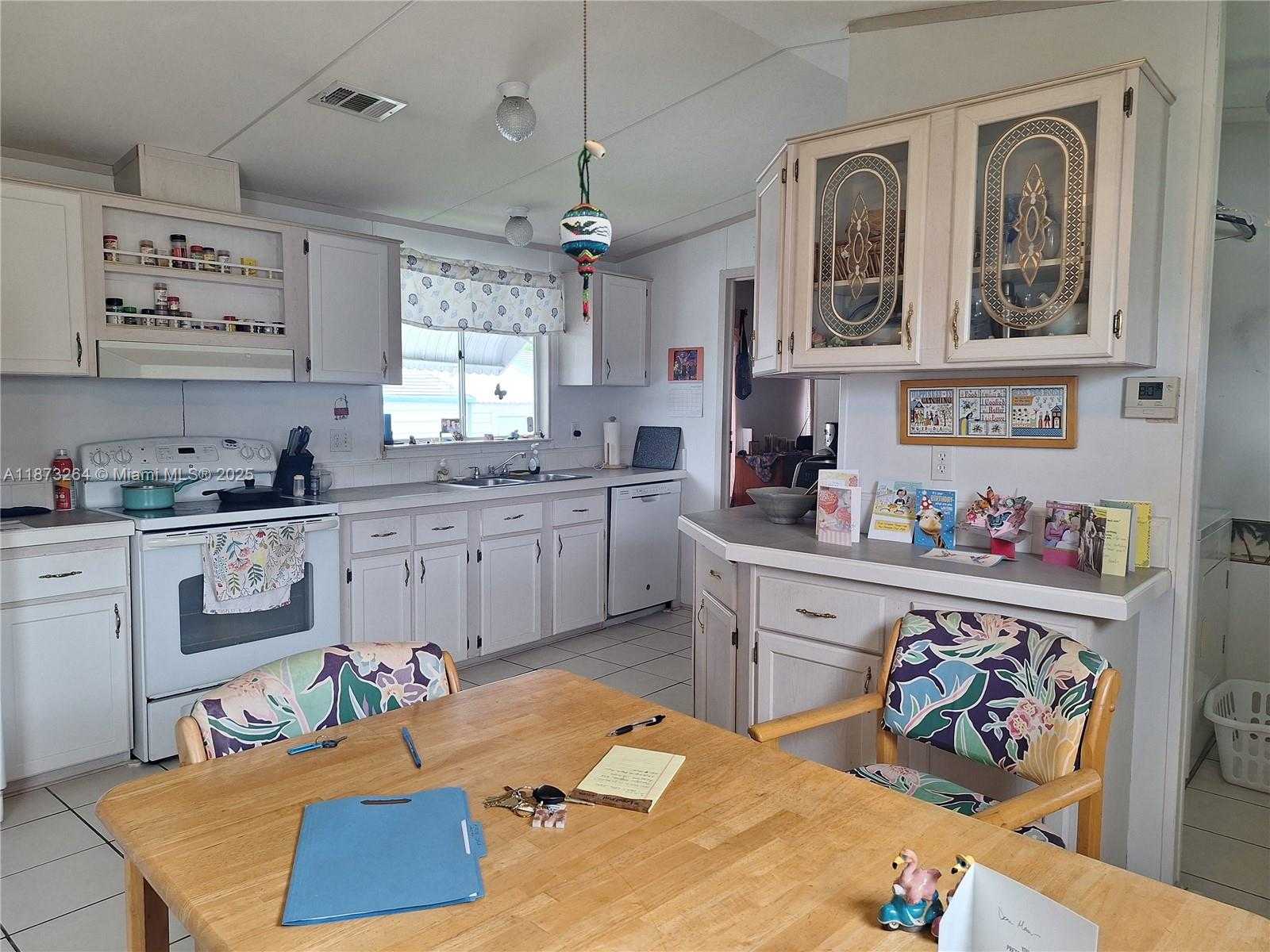 Small Image of 35303 SOUTH WEST 180TH AVE LOT 412, Homestead Number 14