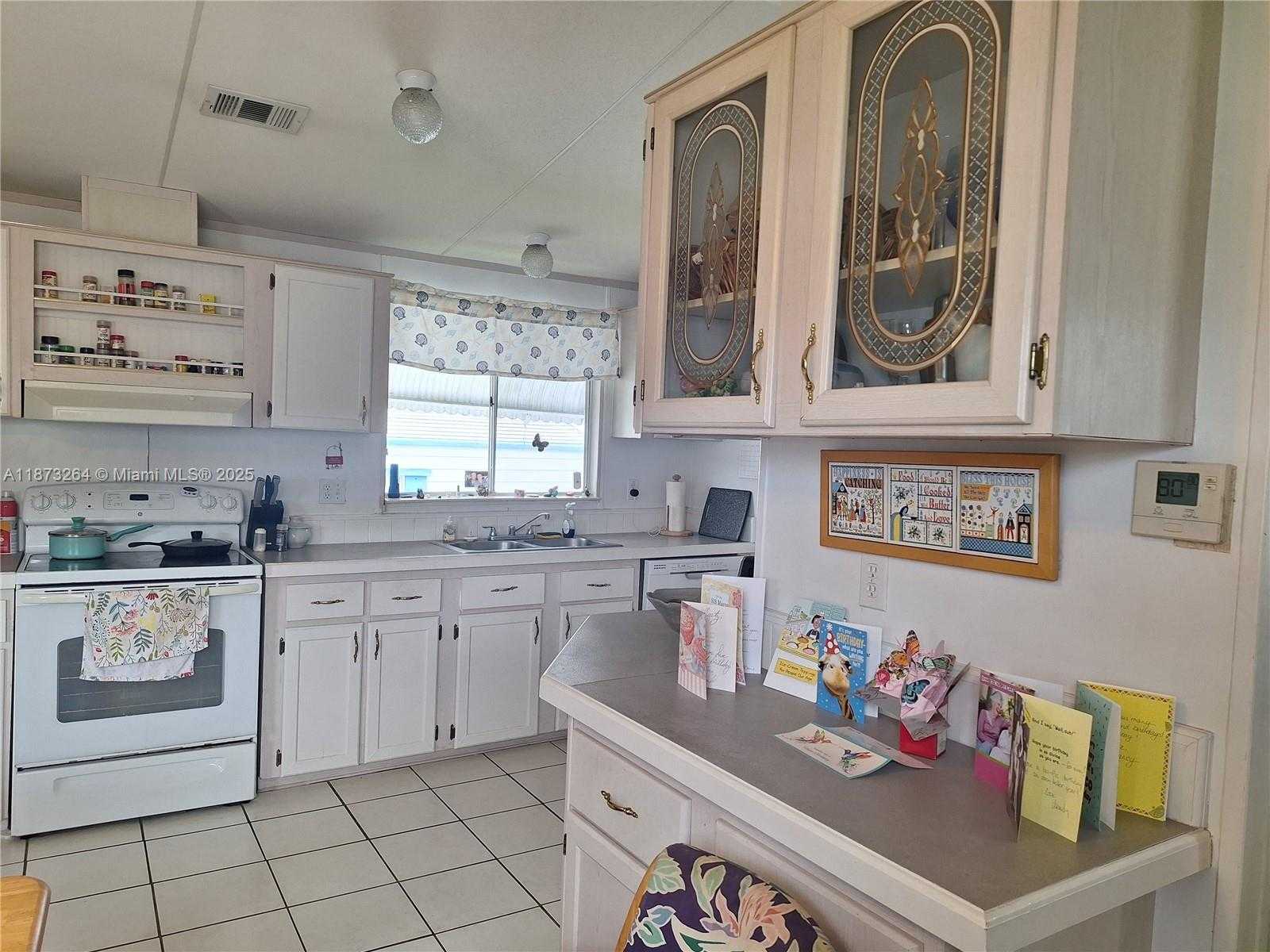 Small Image of 35303 SOUTH WEST 180TH AVE LOT 412, Homestead Number 16