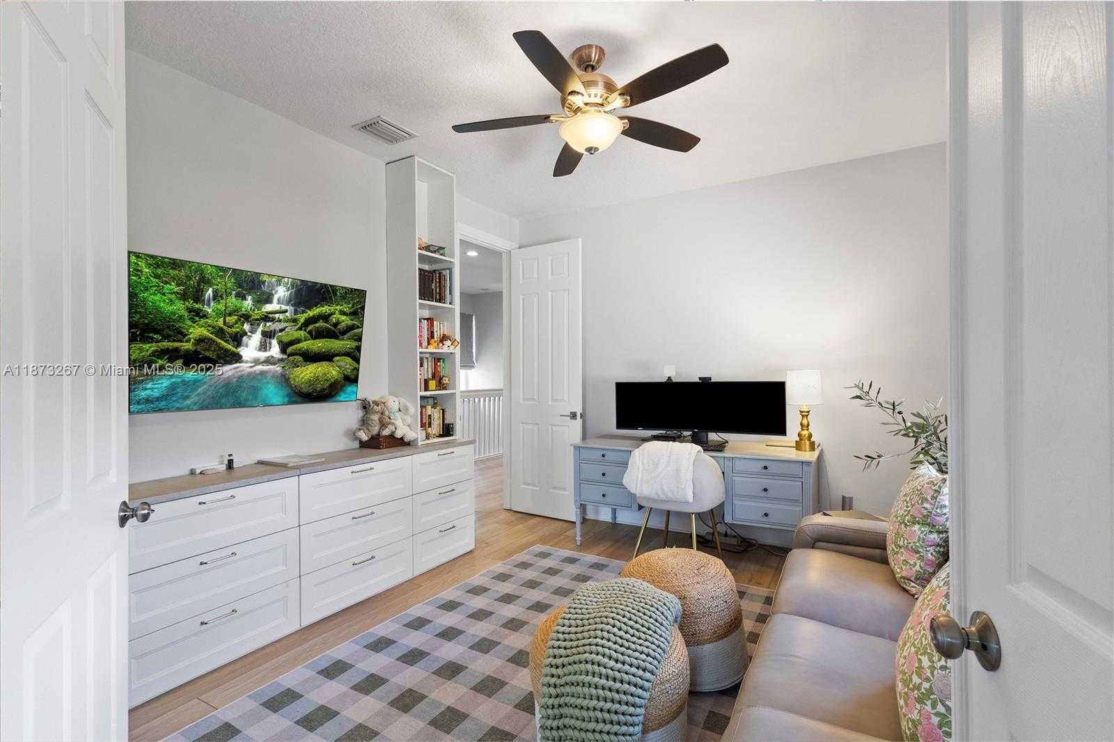 Small Image of 2603 SOUTH WEST 130TH TER, Miramar Number 38