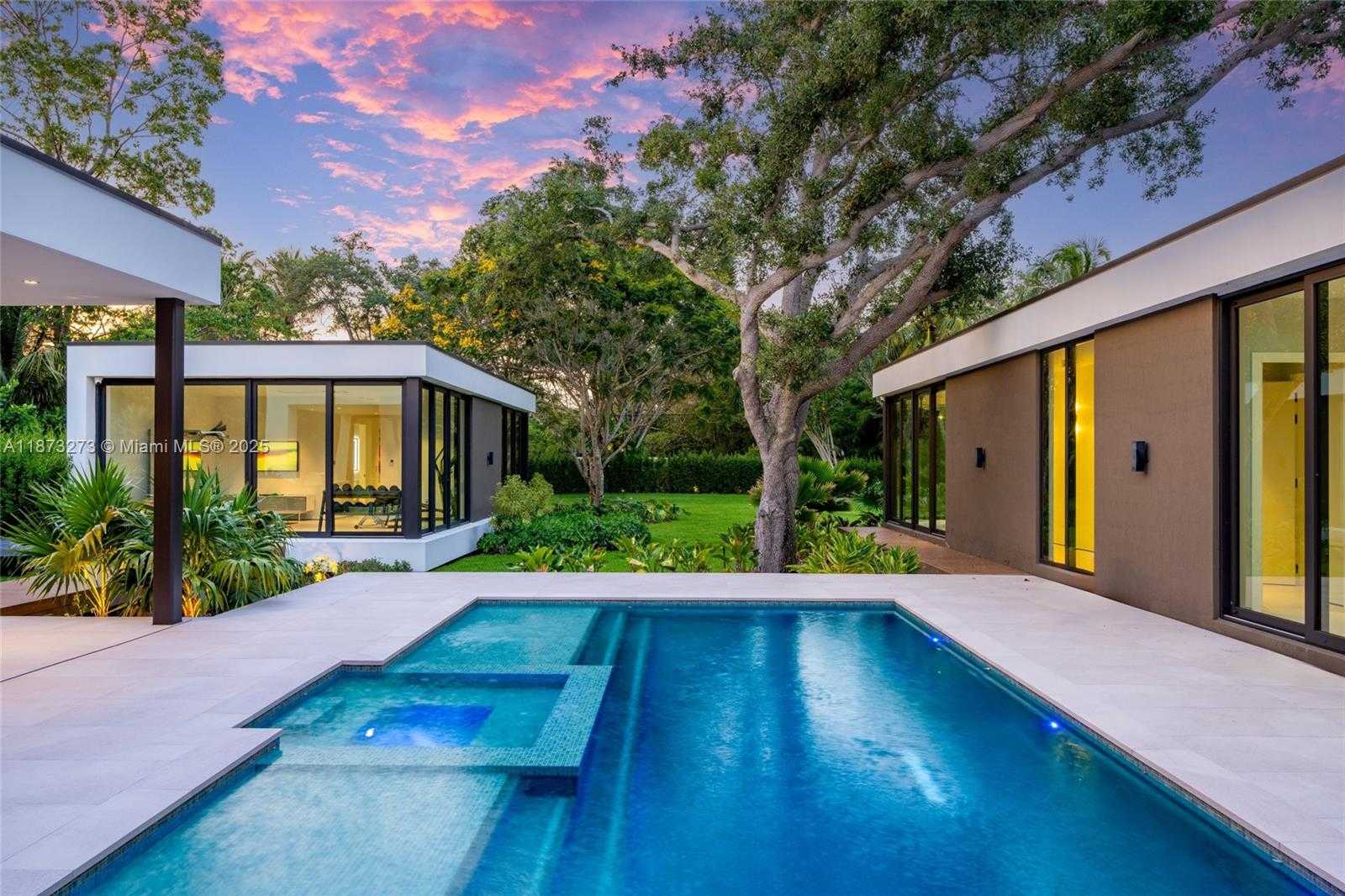 Small Image of 12100 SOUTH WEST 79TH AVE, Pinecrest Number 2