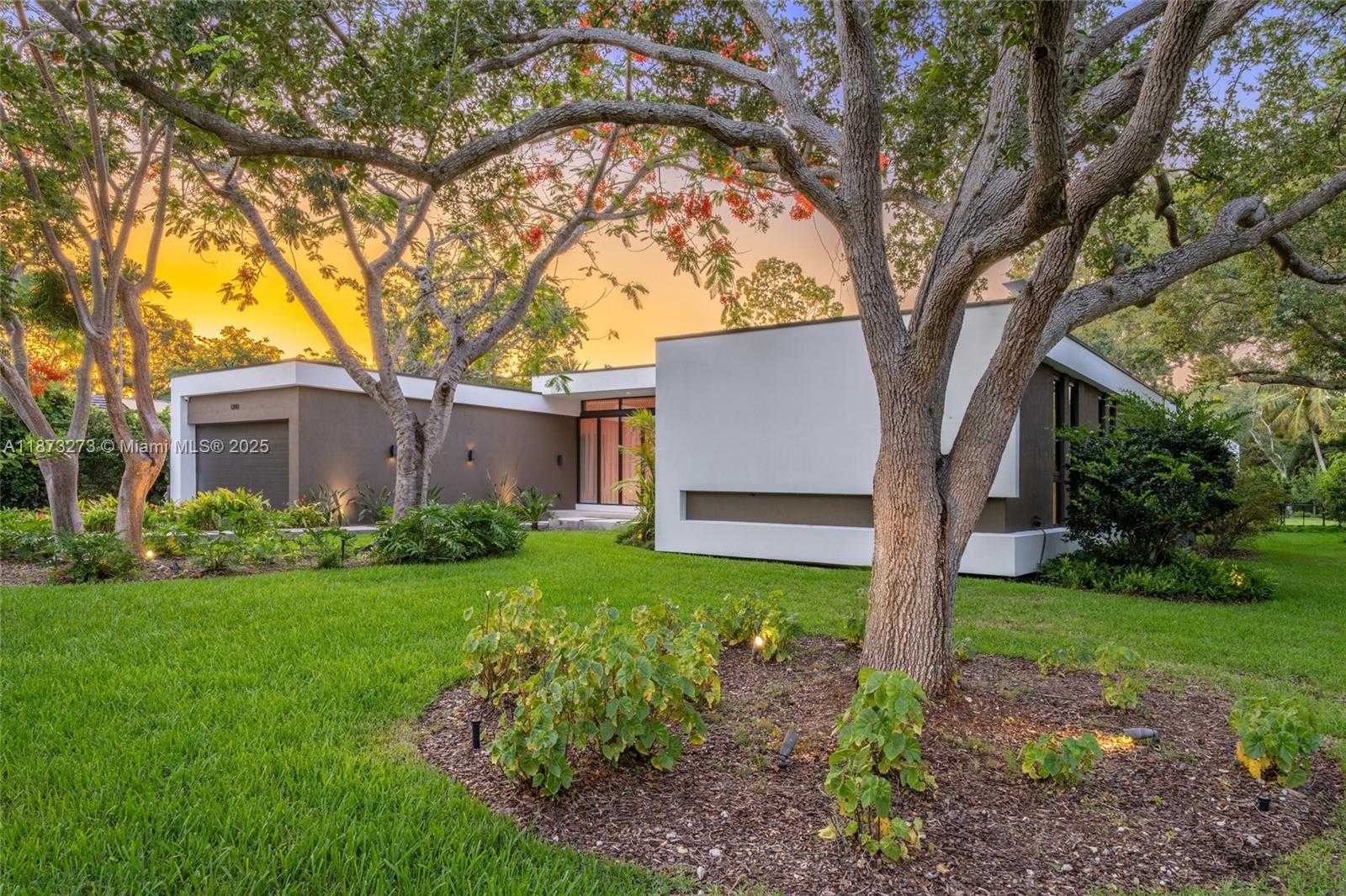 Small Image of 12100 SOUTH WEST 79TH AVE, Pinecrest Number 6