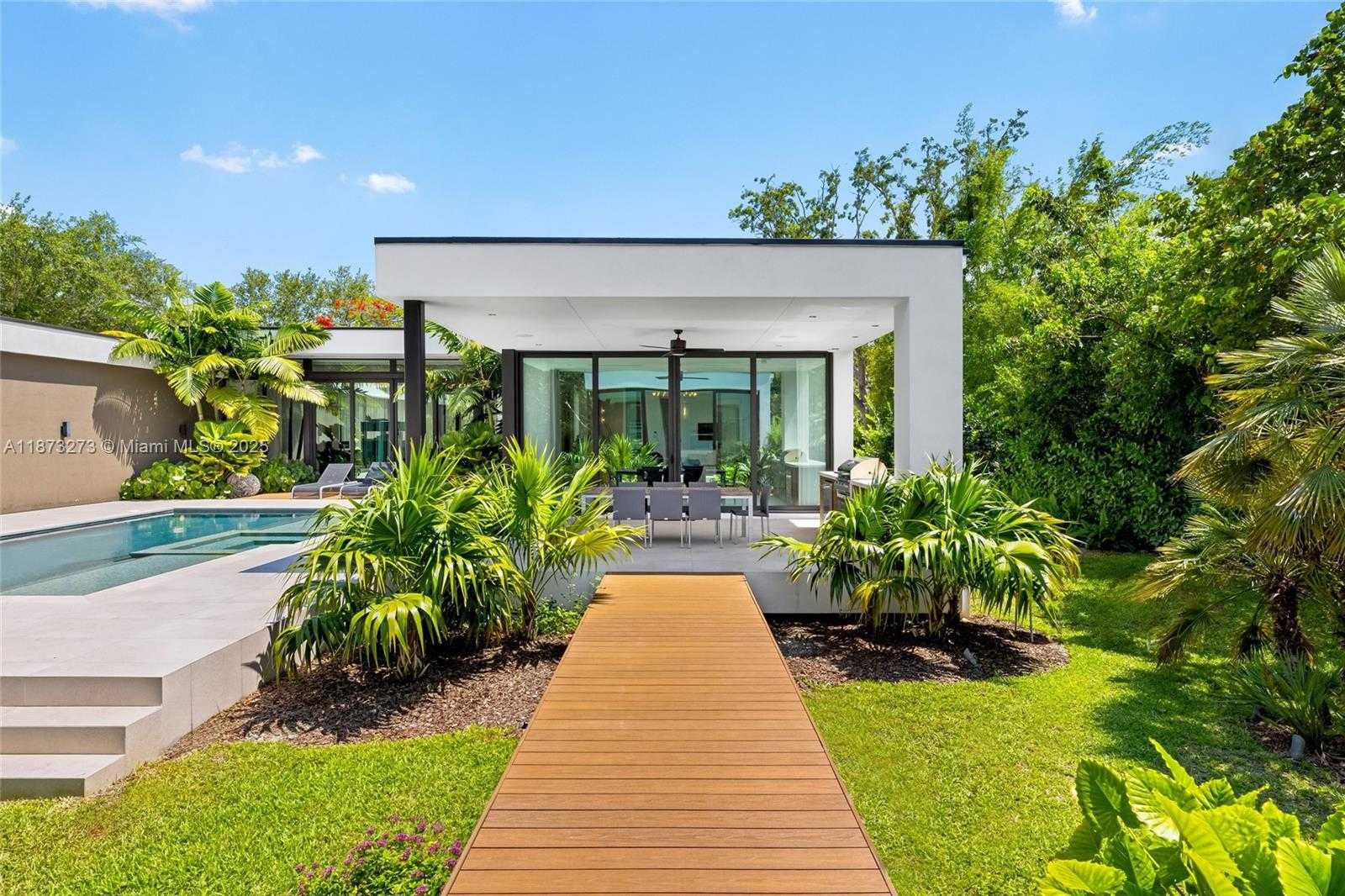 Small Image of 12100 SOUTH WEST 79TH AVE, Pinecrest Number 66