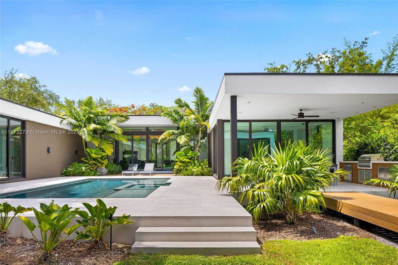 Small Image of 12100 SOUTH WEST 79TH AVE, Pinecrest Number 67