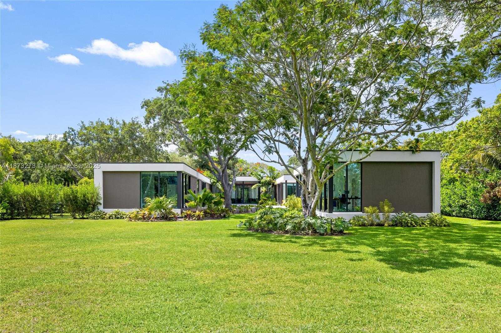 Small Image of 12100 SOUTH WEST 79TH AVE, Pinecrest Number 85