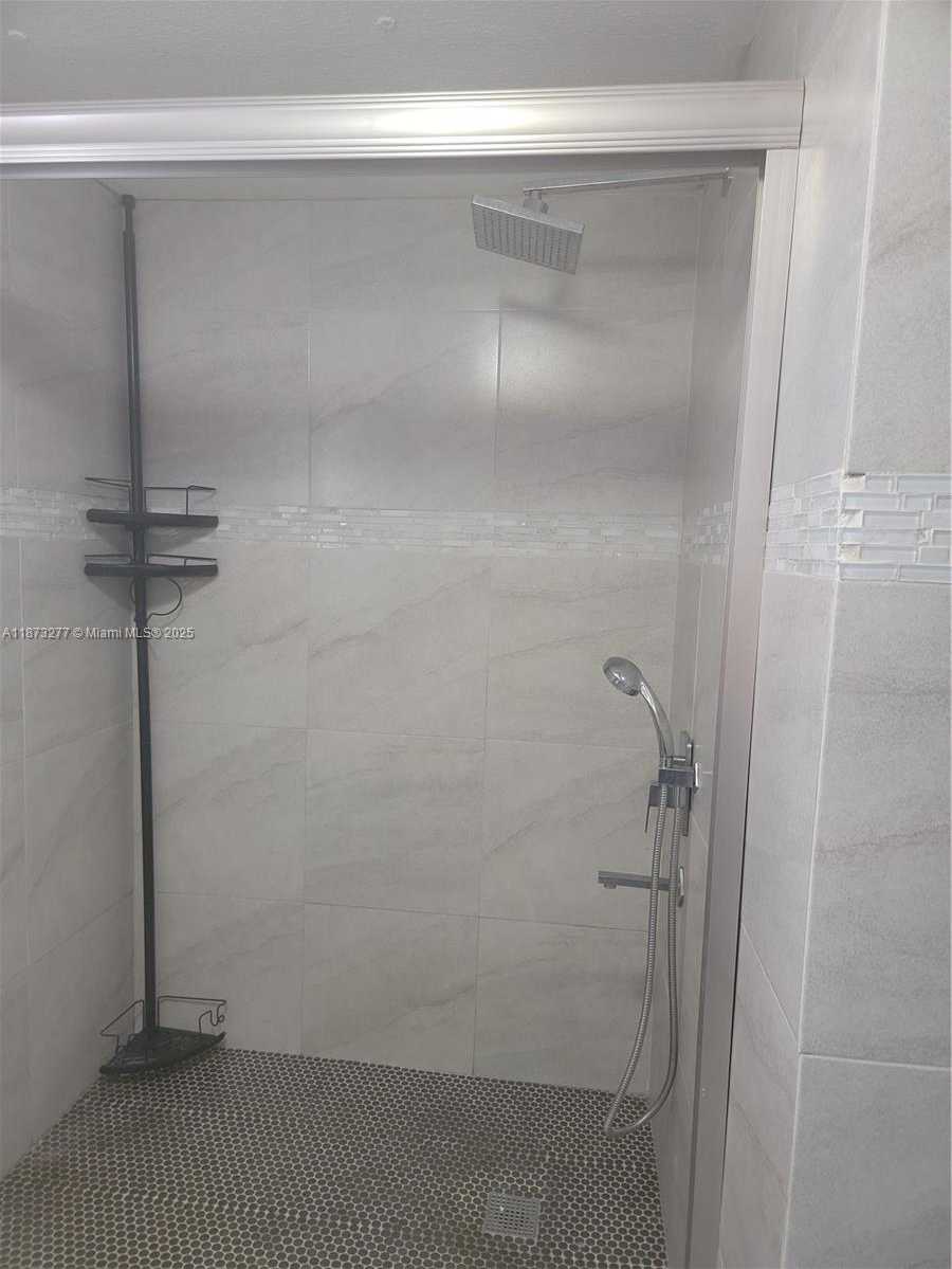 Small Image of 21610 NORTH WEST 7TH CT, Pembroke Pines Number 13