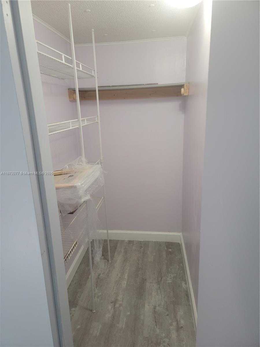 Small Image of 21610 NORTH WEST 7TH CT, Pembroke Pines Number 33