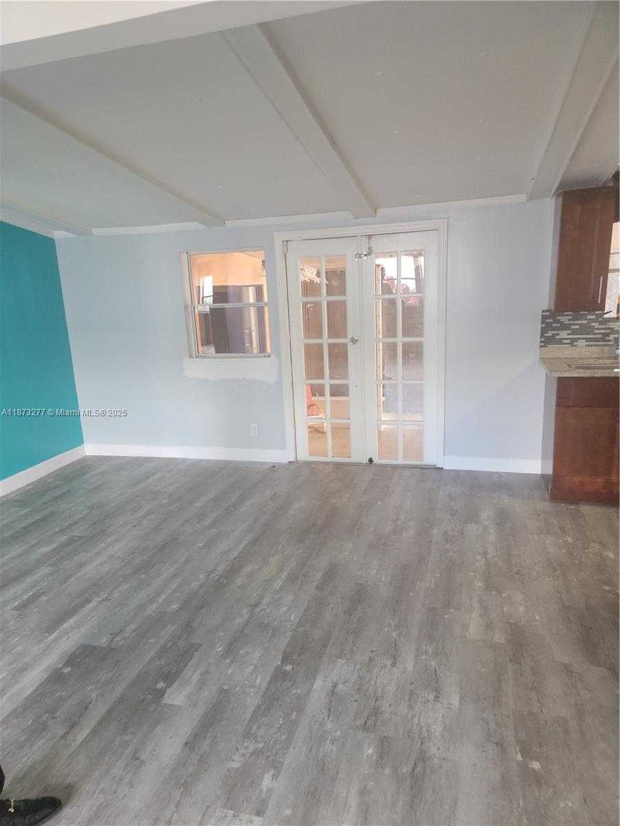 Small Image of 21610 NORTH WEST 7TH CT, Pembroke Pines Number 35