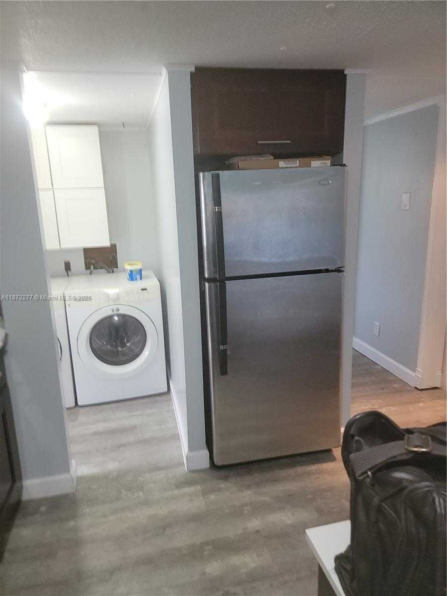Small Image of 21610 NORTH WEST 7TH CT, Pembroke Pines Number 7