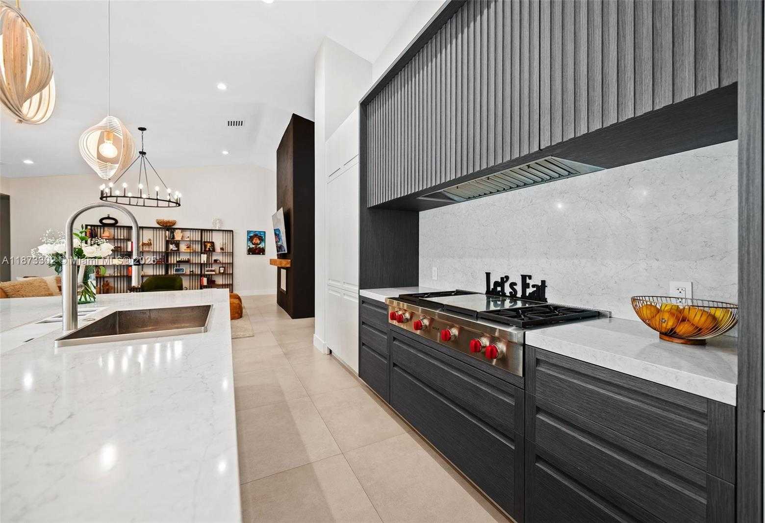 Small Image of 10304 SOUTH WEST 87TH CT, Miami Number 11