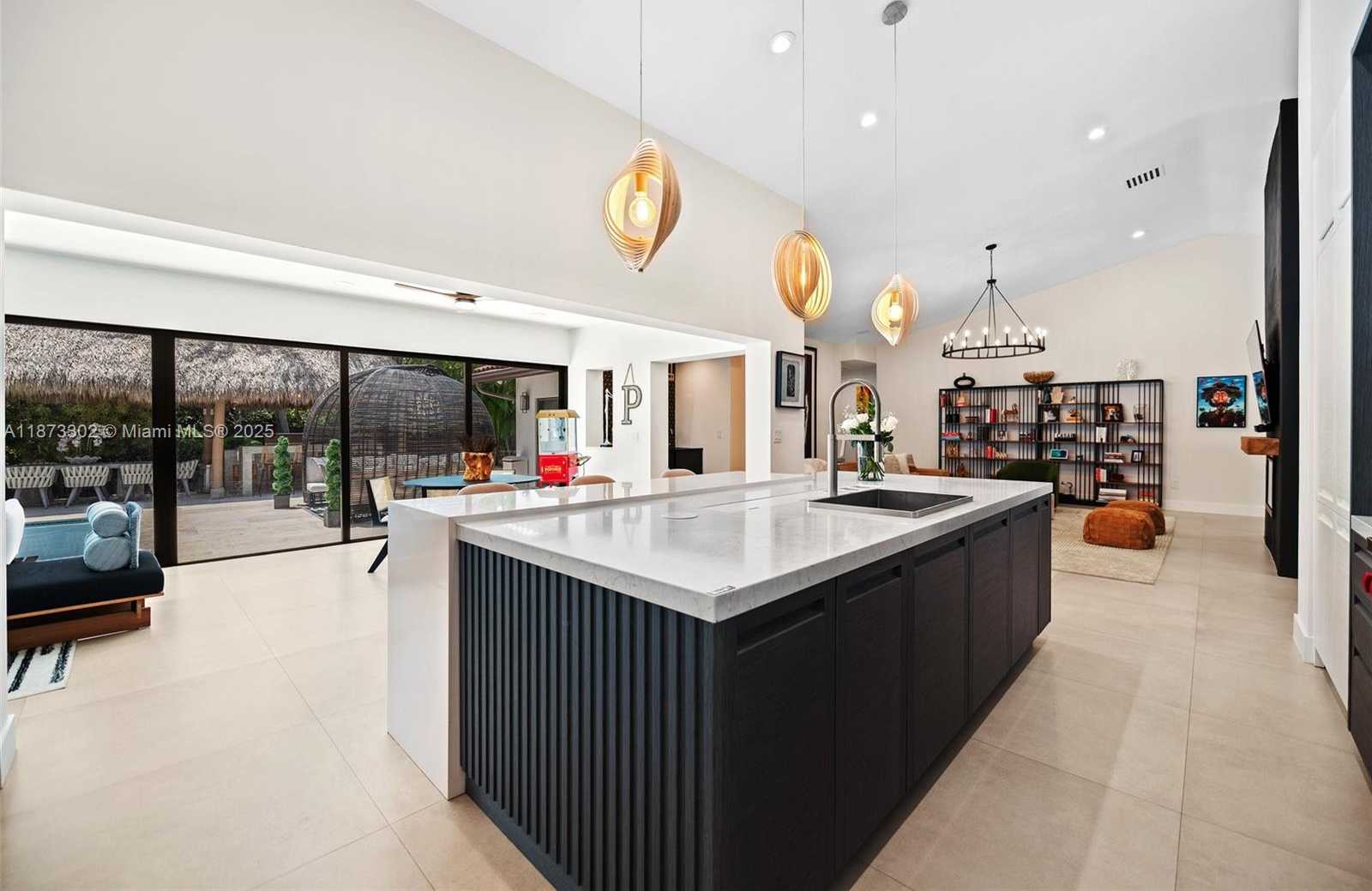 Small Image of 10304 SOUTH WEST 87TH CT, Miami Number 12