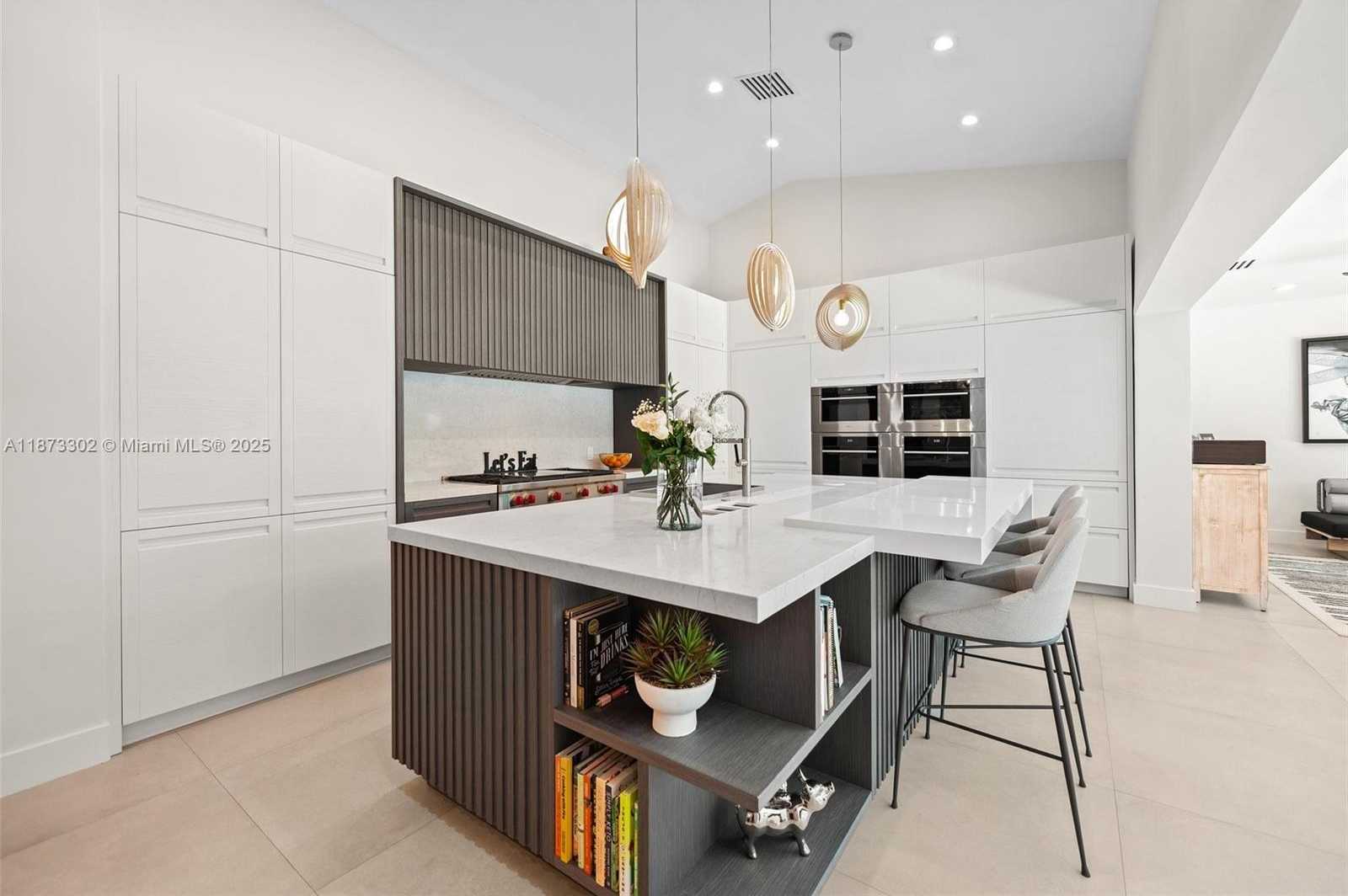 Small Image of 10304 SOUTH WEST 87TH CT, Miami Number 13