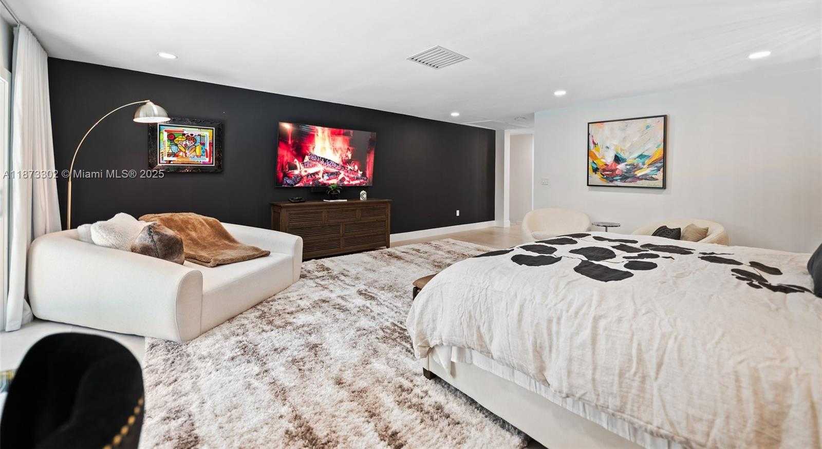 Small Image of 10304 SOUTH WEST 87TH CT, Miami Number 17