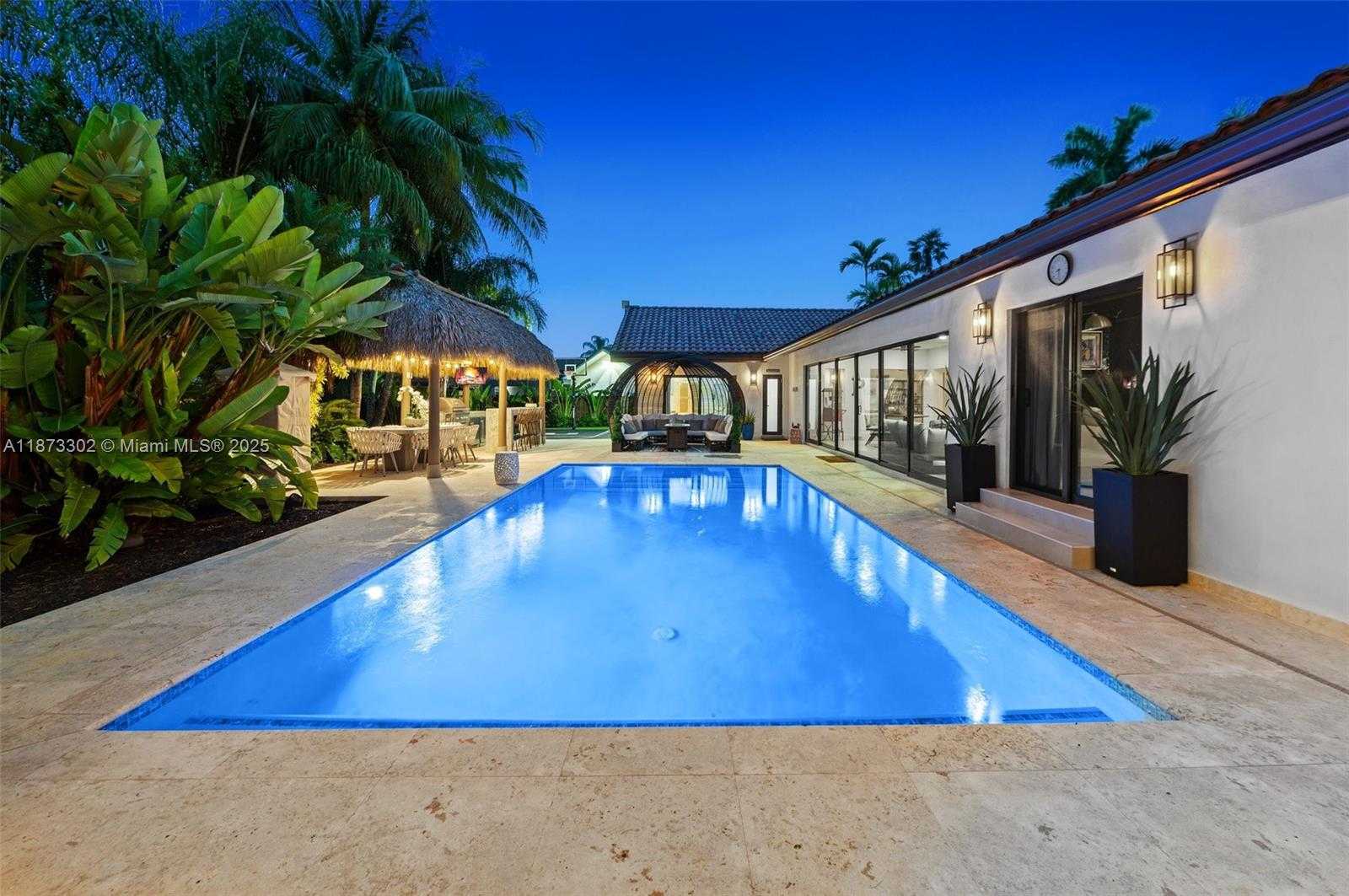 Small Image of 10304 SOUTH WEST 87TH CT, Miami Number 31