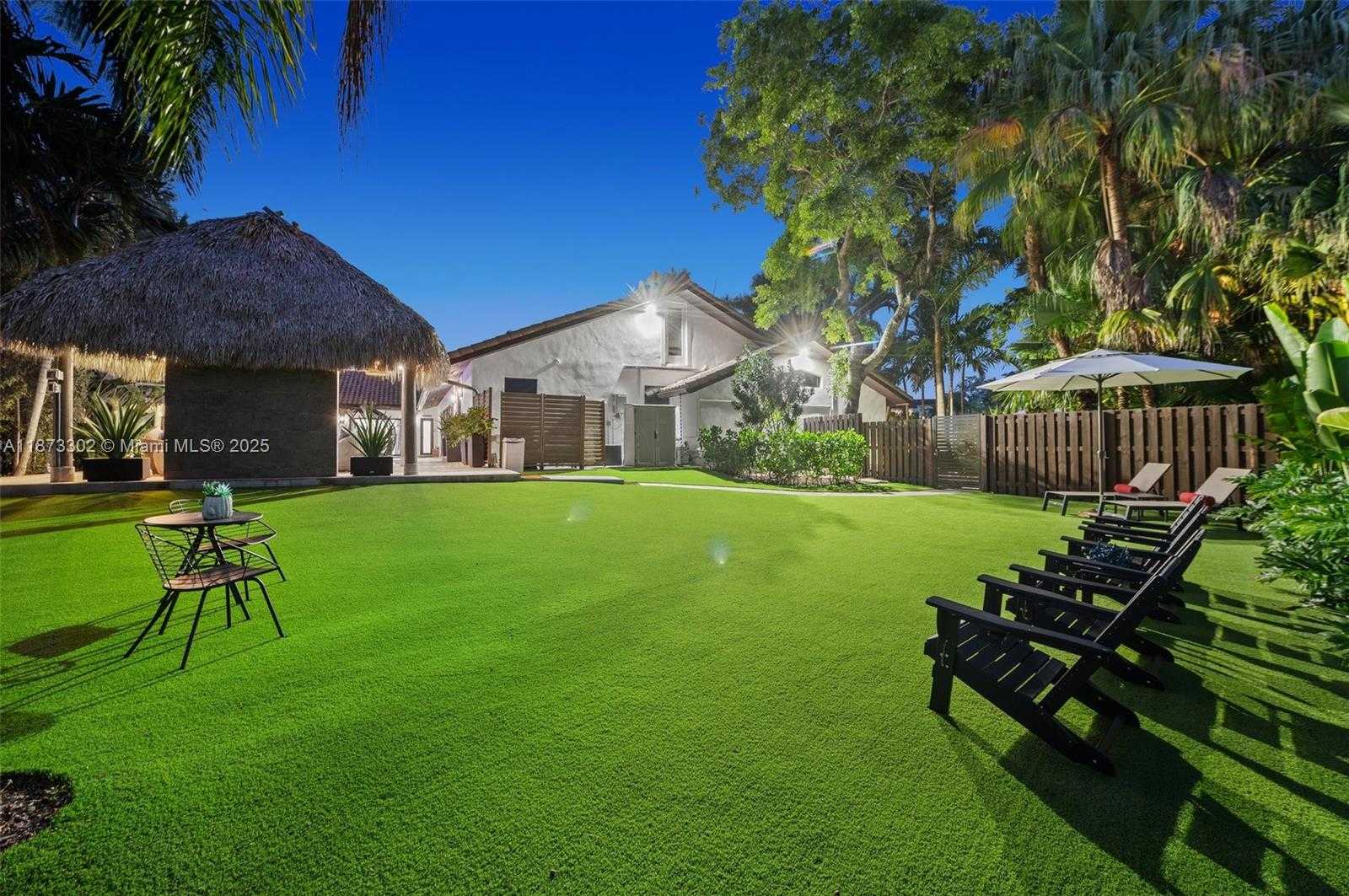 Small Image of 10304 SOUTH WEST 87TH CT, Miami Number 48