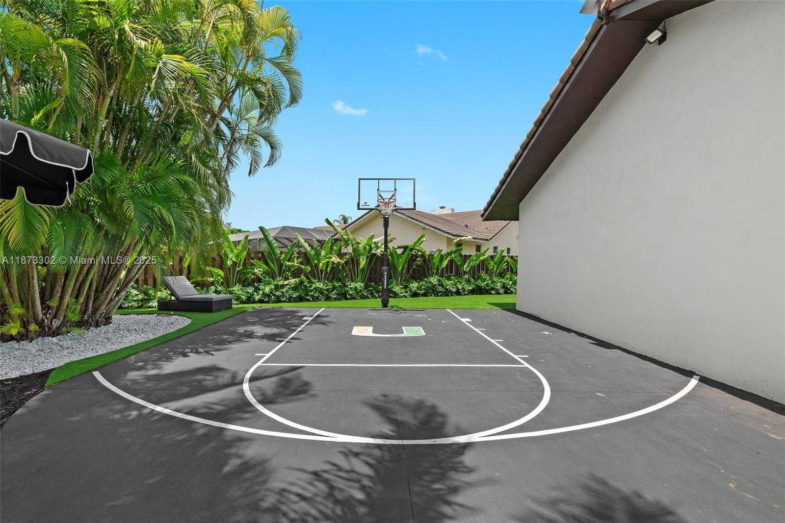 Small Image of 10304 SOUTH WEST 87TH CT, Miami Number 50